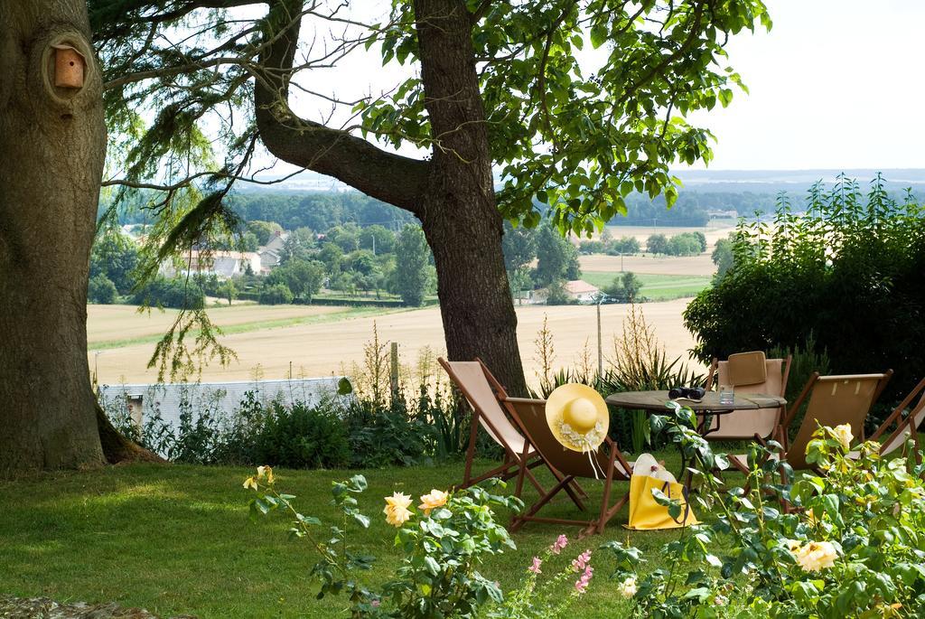 Chateau De La Roche Martel Bed and Breakfast Roiffé Eksteriør billede